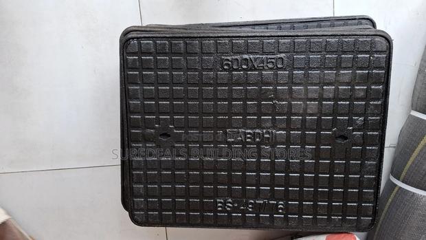 Cast Iron Manhole Covers (Inspection Chamber).450mm by 600mm