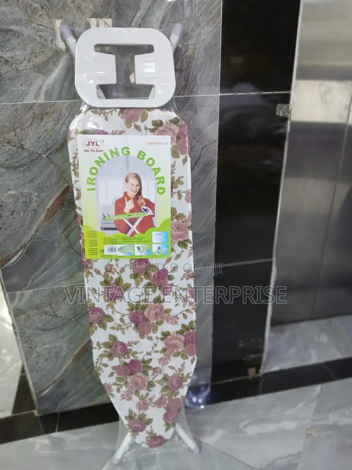 Ironing Board/Ironing Board