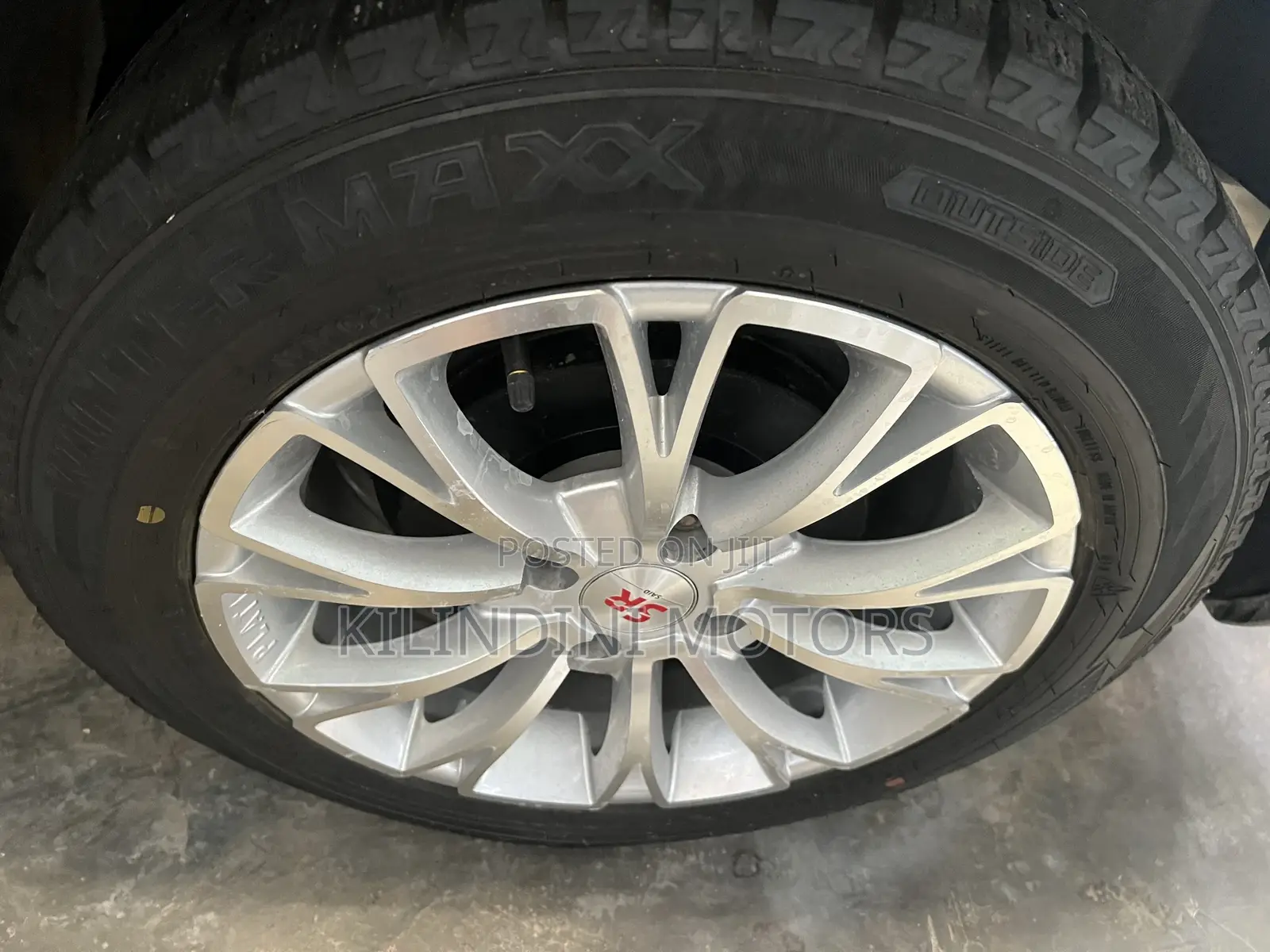 Toyota Axio 2018 Silver