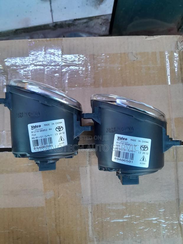 Vitz/Belta Foglights - main view