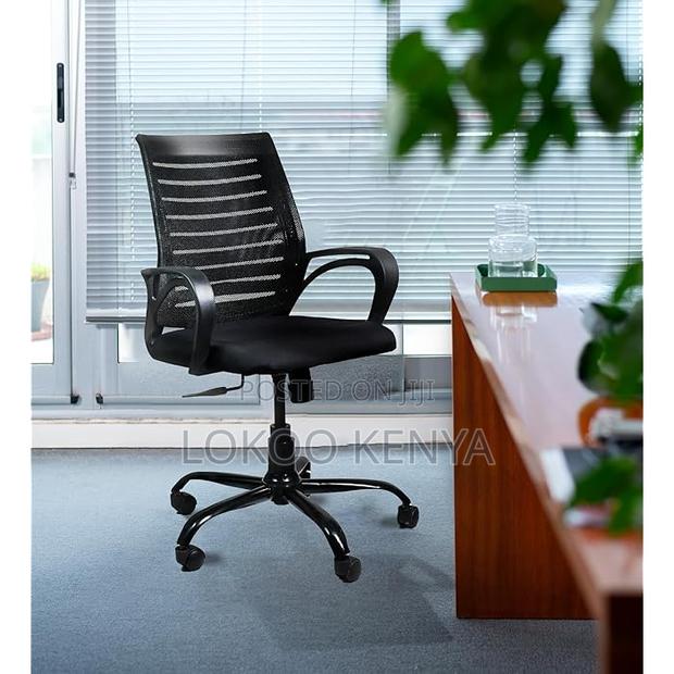 Office Chairs: Strong Mesh Black Office Workstation Chair
