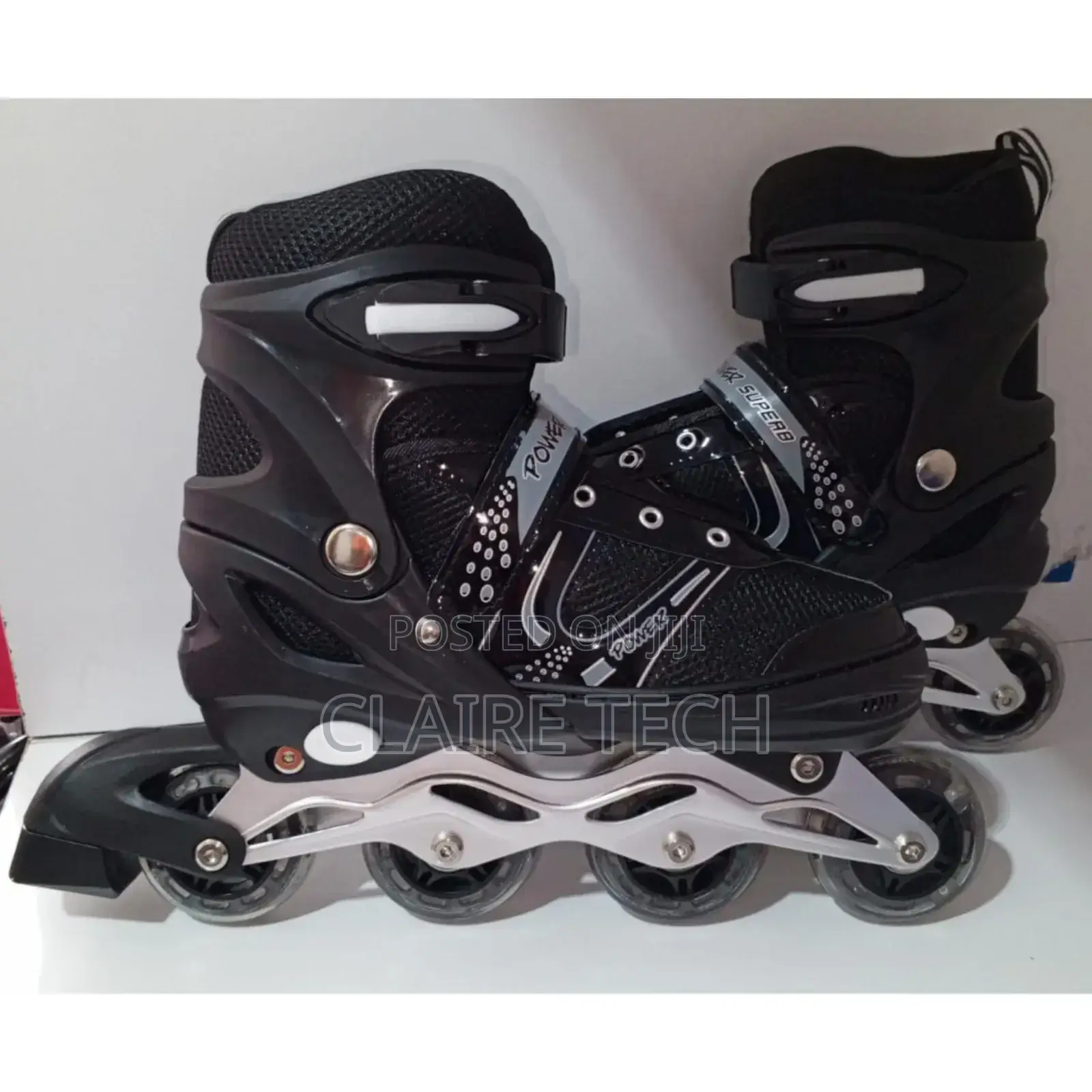 SPORT Flashing Four Wheels Adjustable Roller Skates Shoes