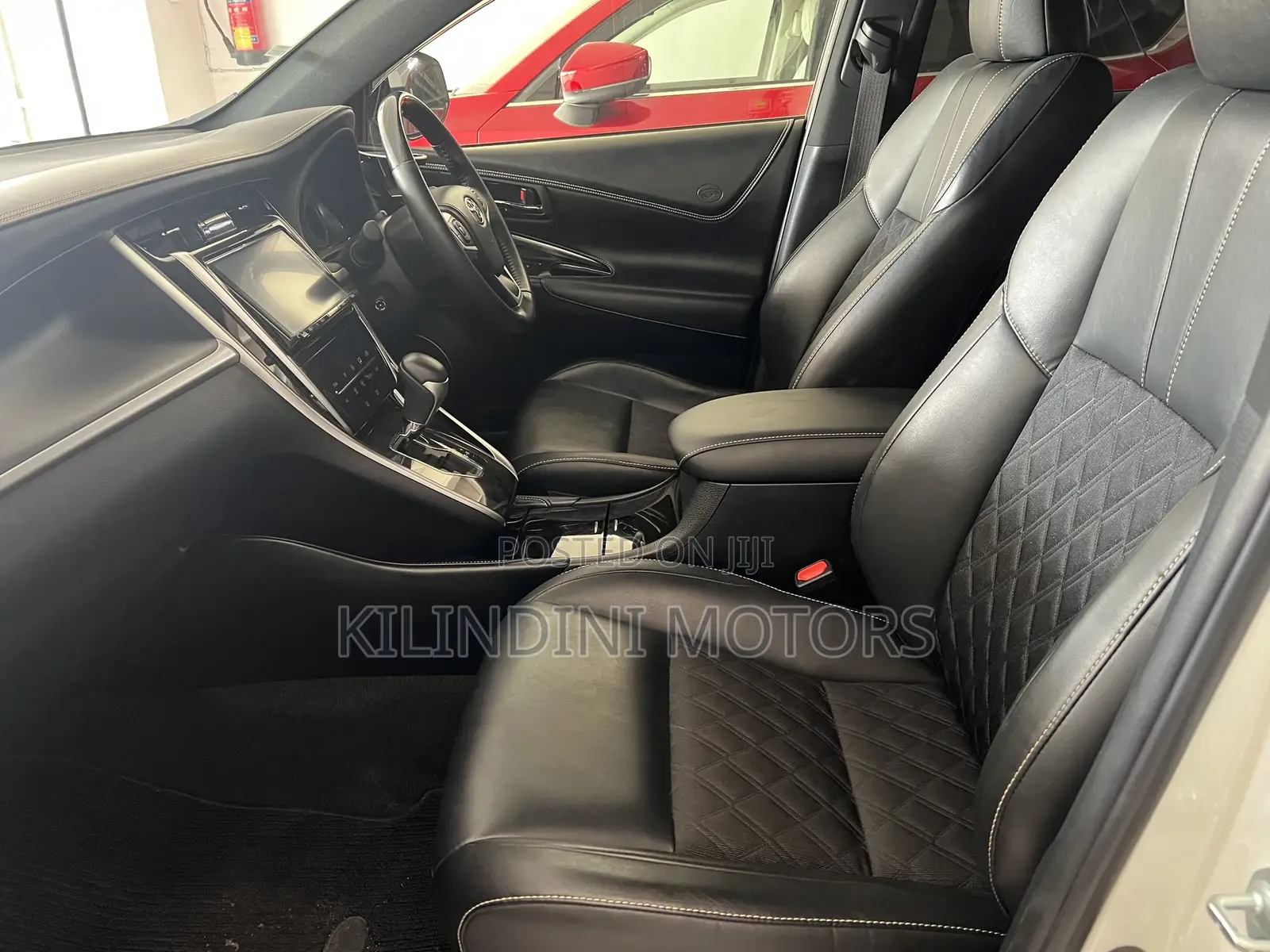 Toyota Harrier 2018 White