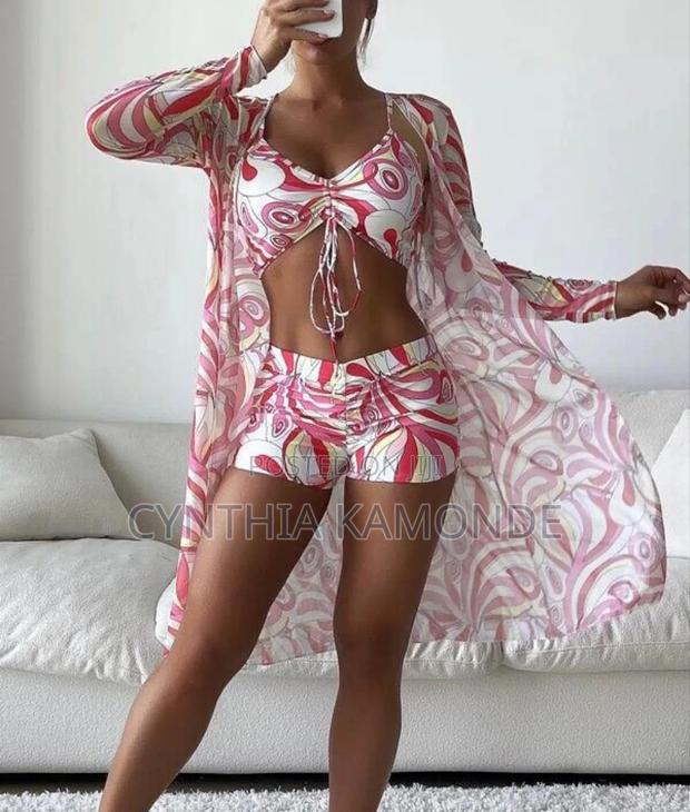 Bikini Set With Kimono - thumbnail 2
