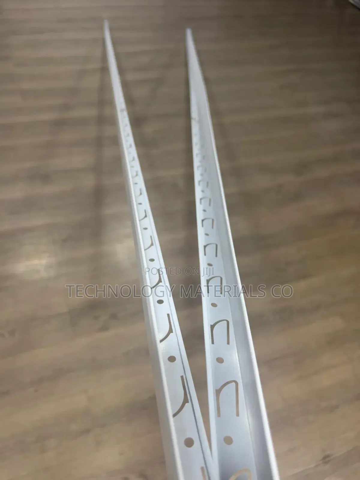 Wall Angle(Aluminium Ceiling Accessory) 3 Metres Long.