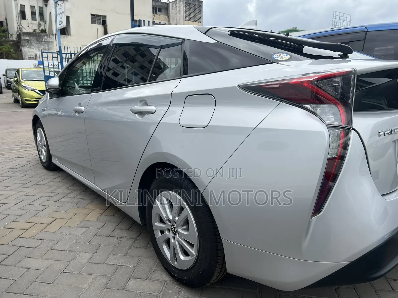 Toyota Prius 2017 Silver