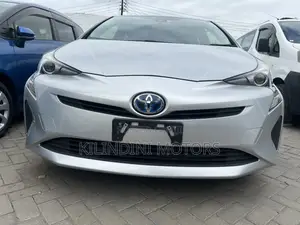 Toyota Prius 2017 Silver