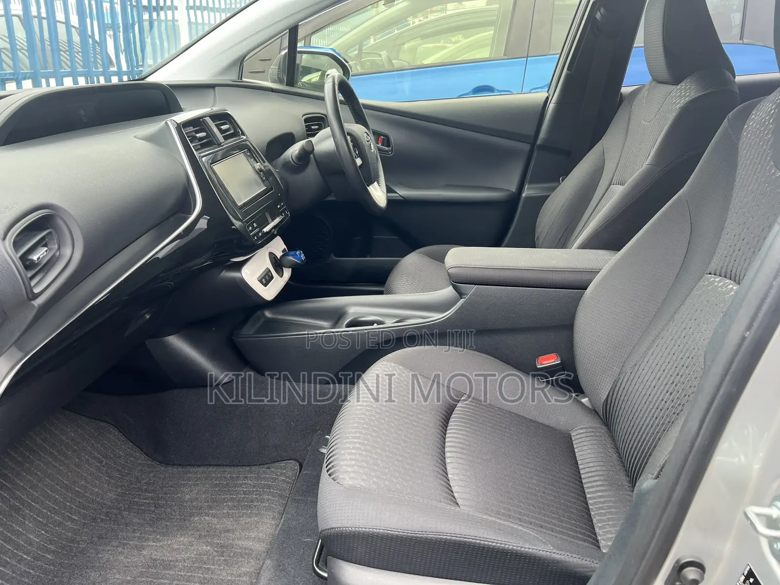 Toyota Prius 2017 Silver