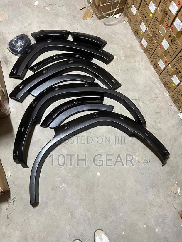 Land Cruiser 200 Series Fender Flares, V8 Wheel Arches