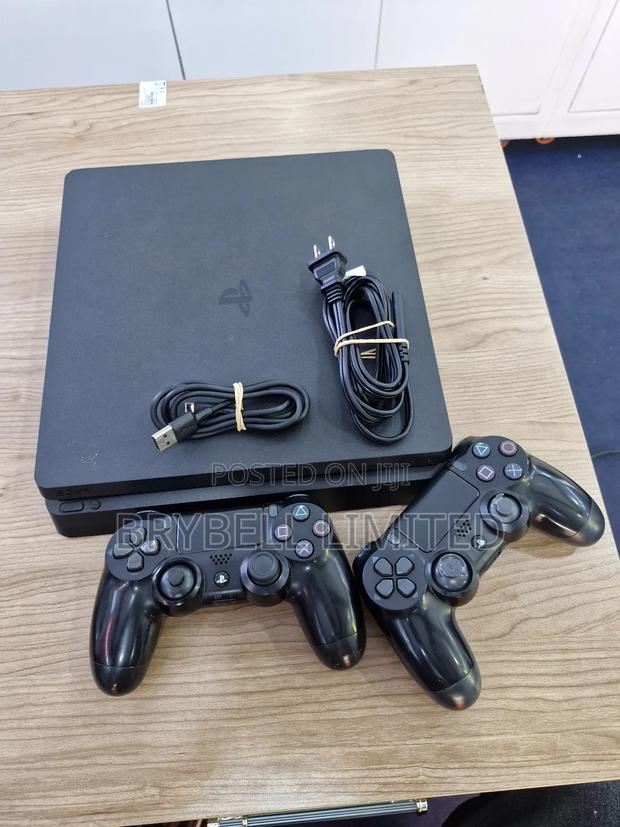 Ps4 Slim With 2 Game Controllers (Pads] - thumbnail 6