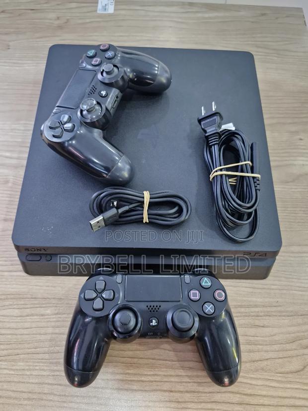 Ps4 Slim With 2 Game Controllers (Pads] - thumbnail 8