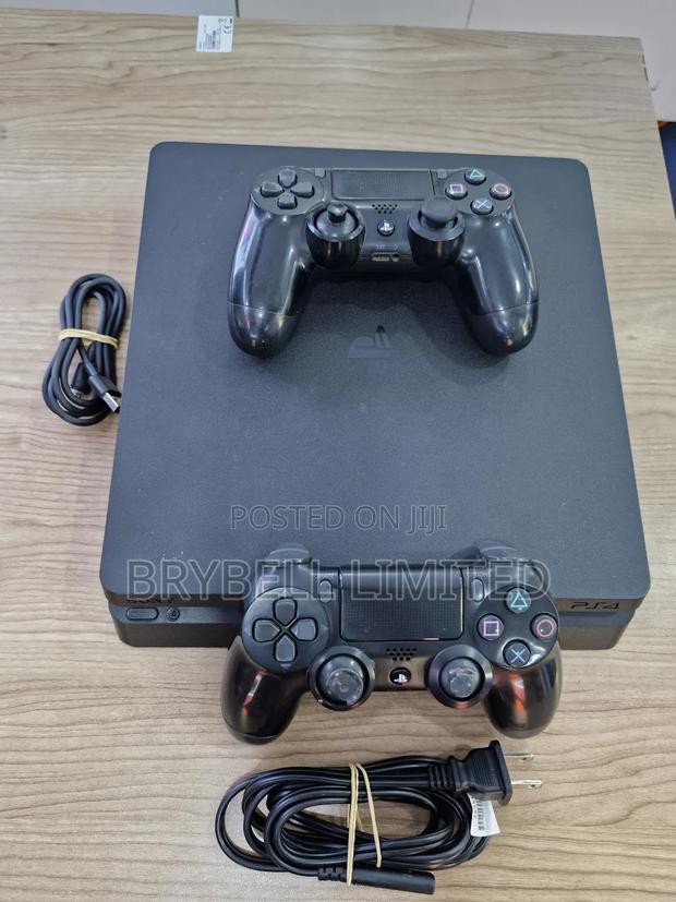 Ps4 Slim With 2 Game Controllers (Pads] - thumbnail 9