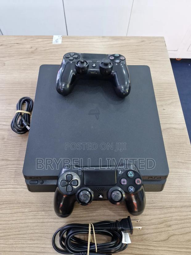 Ps4 Slim With 2 Game Controllers (Pads] - thumbnail 10