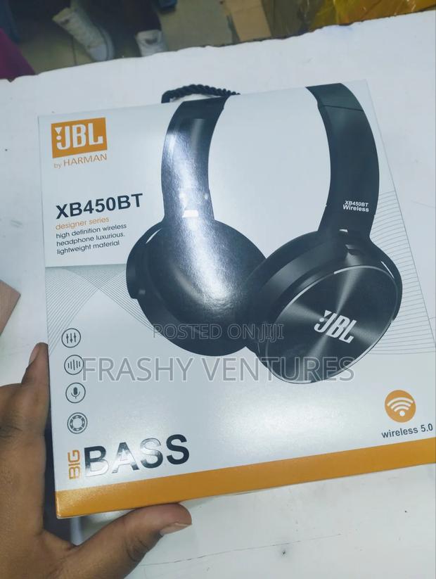 Original JBL With Bass Headphones - main view