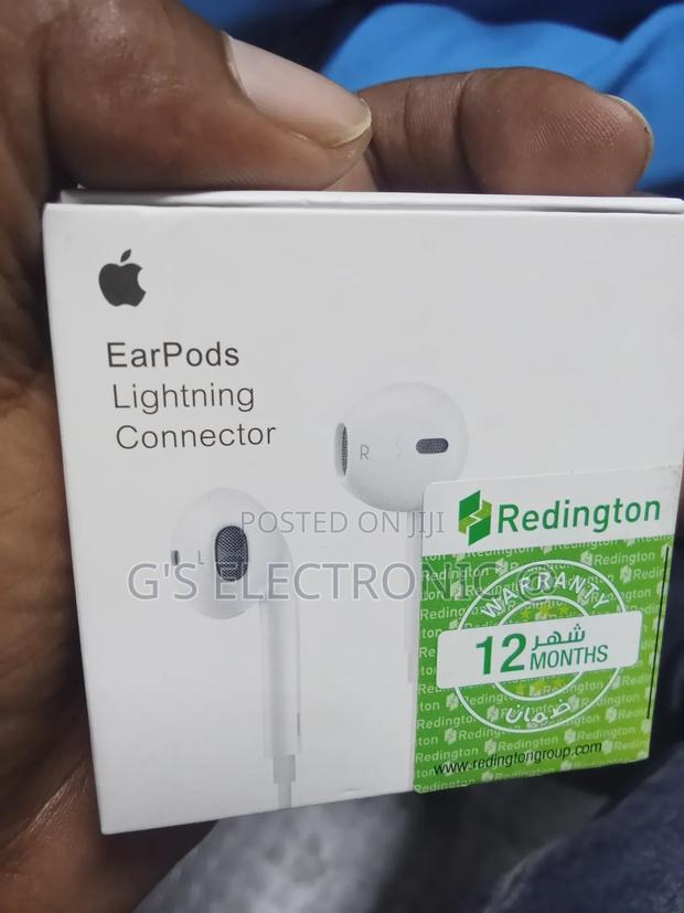 Earpods Lightning Connector - main view