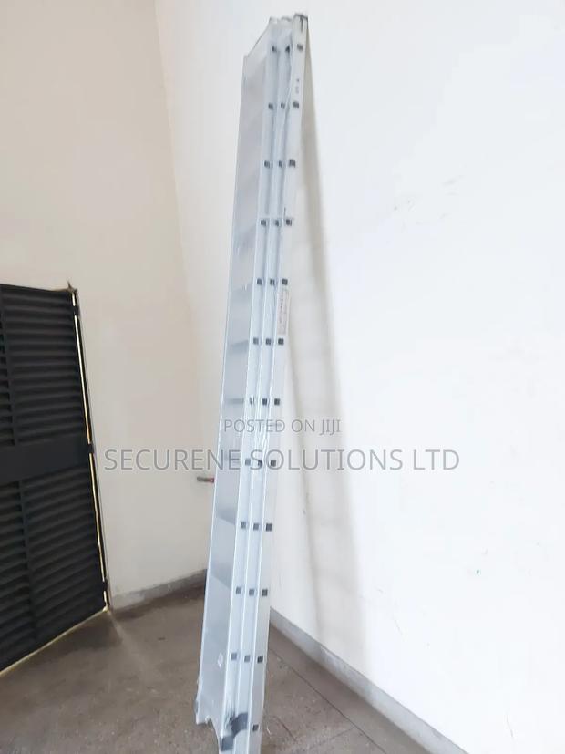 Operational Aluminium Pipe Portable Tripple Extension Ladder - thumbnail 2