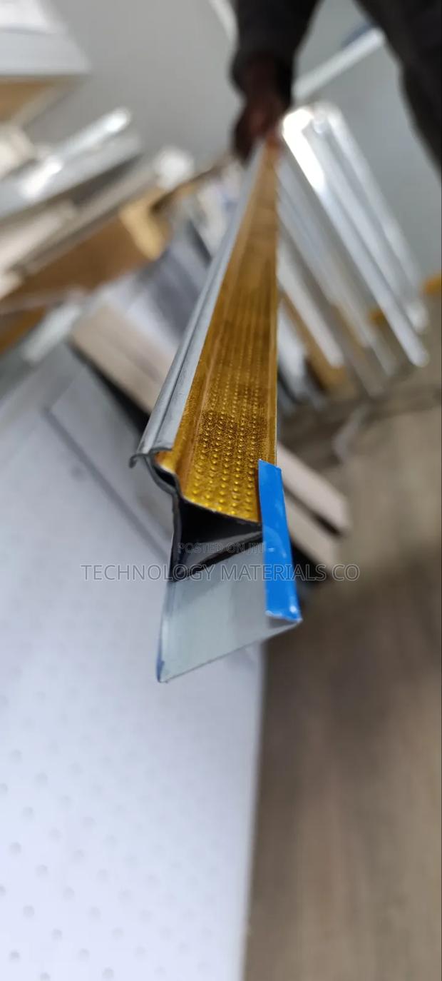 Spring Tee Connector Clip For The Aluminium Ceiling [3M]