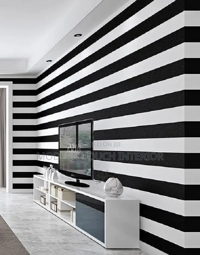 Lines Wallpaper - Minalistic Black and White Wallpaper