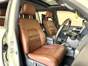Toyota Land Cruiser 2016 Pearl