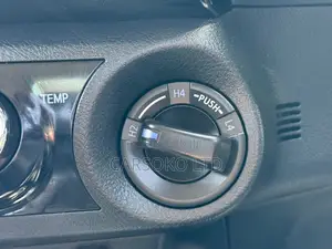 Toyota Hilux 2021 Silver