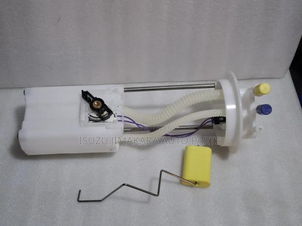 Isuzu Dmax Fuel Pump 2004