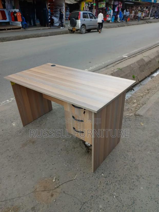 Office Desk 1.0m