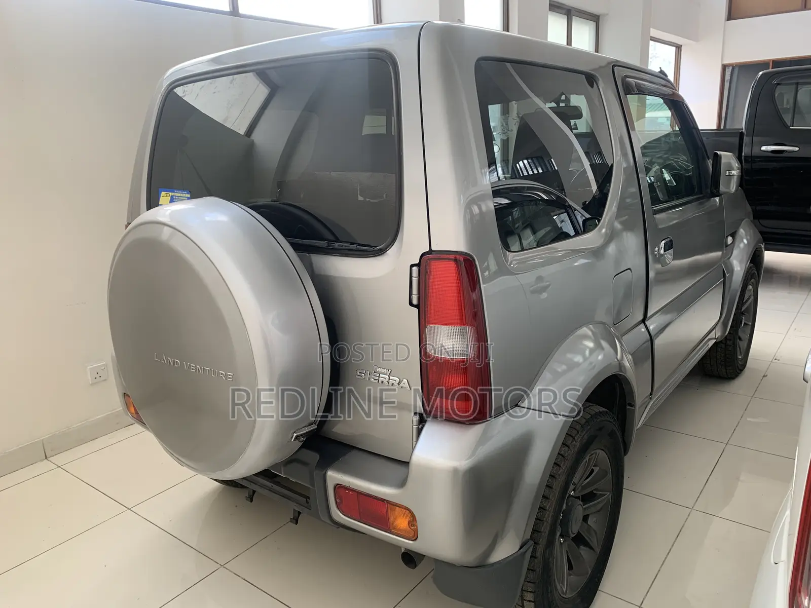 Suzuki Jimny 2017 Silver