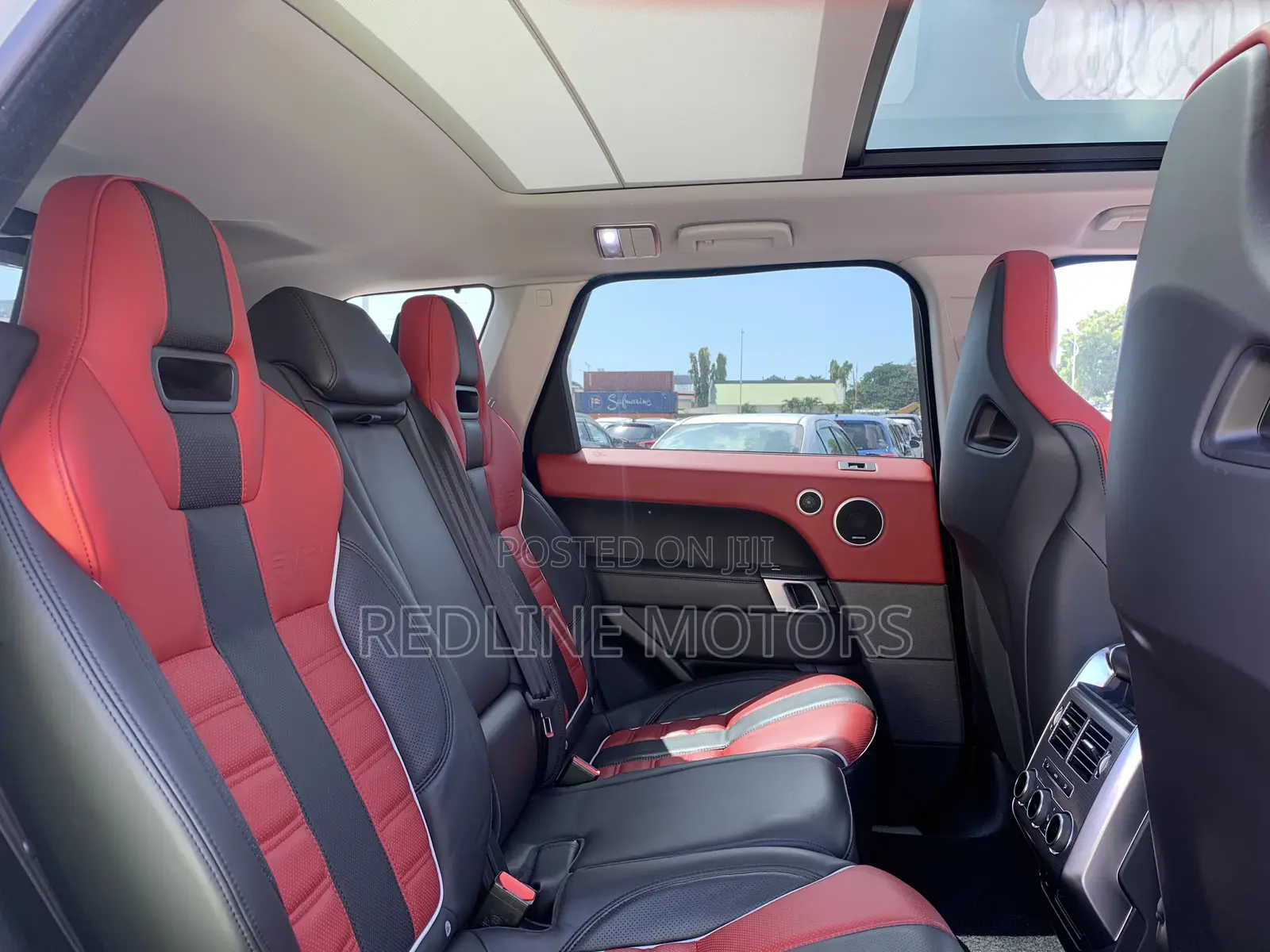 Land Rover Range Rover Sport SVR 4x4 (5.0L 8cyl 8A) 2017 Pearl