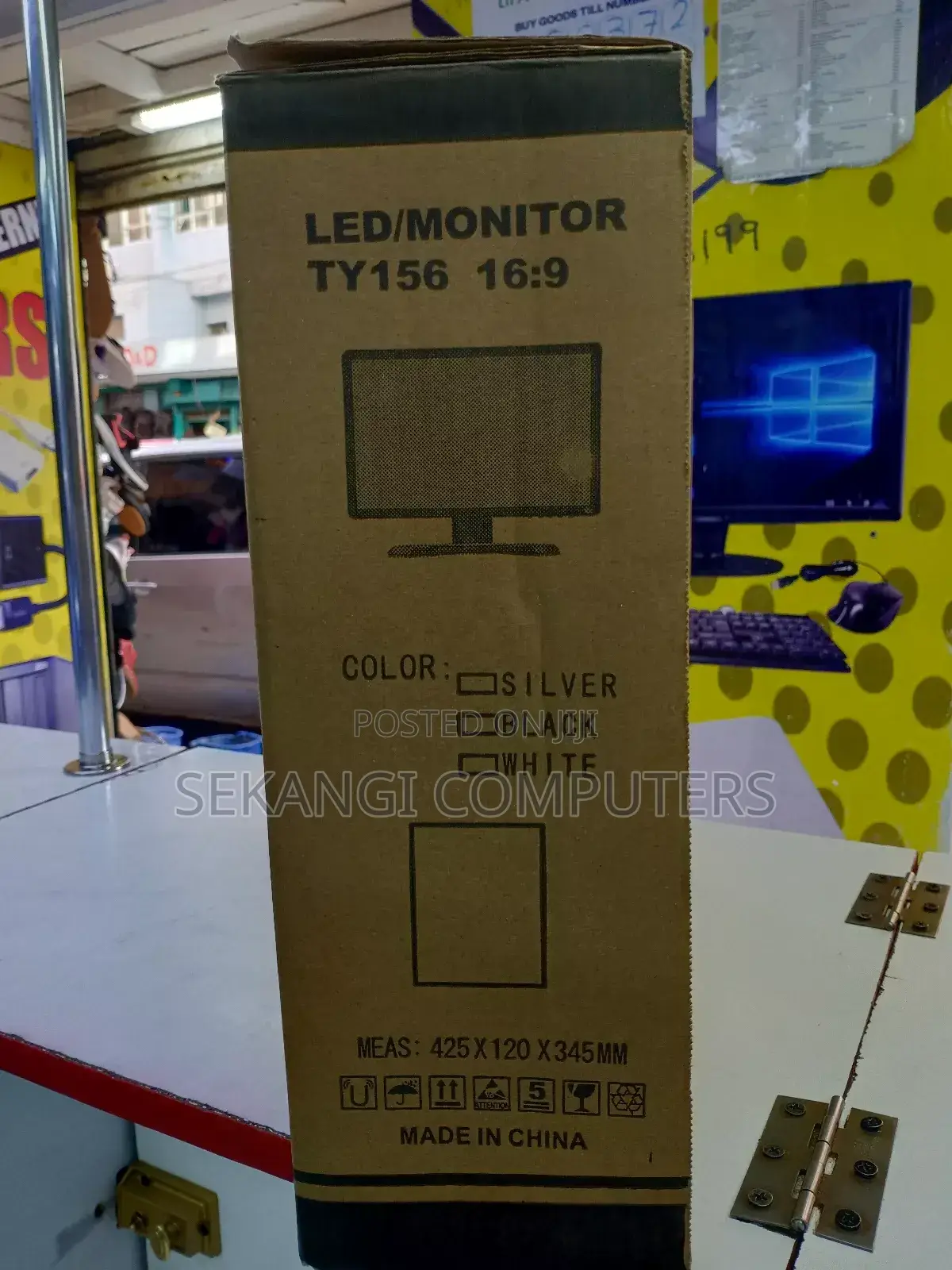 LED Monitor