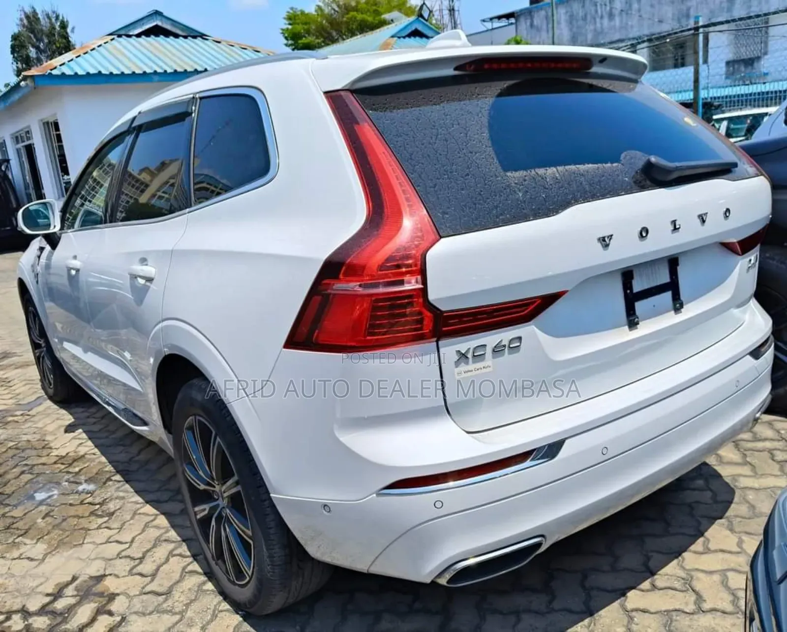 Volvo XC60 2018 White