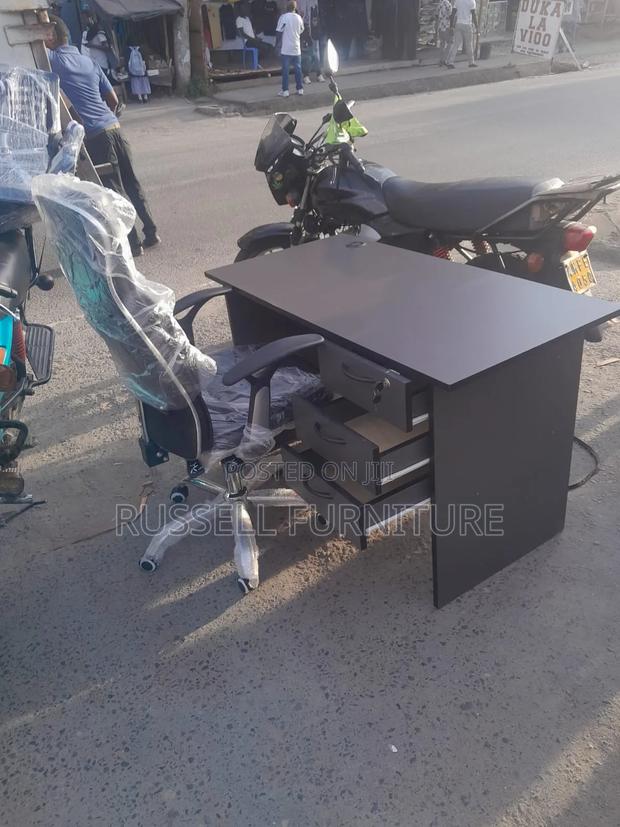 Leather Office Chair and Office Desk