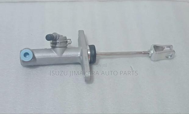 Isuzu NQR Clutch Master Cylinder Genuine