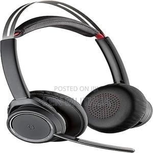 Plantronics - Voyager Focus UC With Charge Stand (Poly) - thumbnail 2