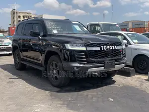 Toyota Land Cruiser 3.3 Diesel 4WD 2022 Matt Black