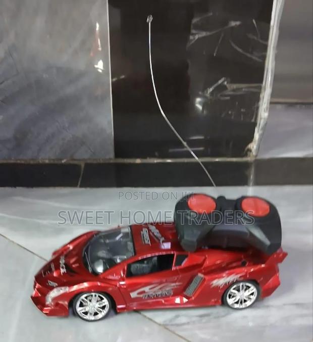 Remote Control Car
Red