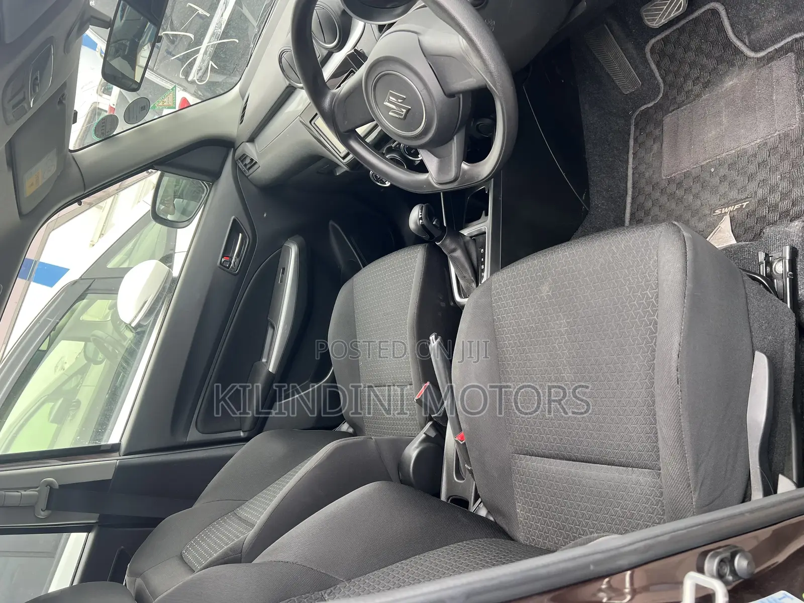 Suzuki Swift 2018 Brown
