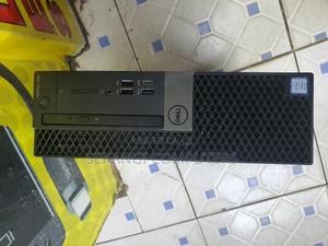 Desktop Computer Dell OptiPlex 7060 8GB Intel Core I7 HDD 500GB - main view
