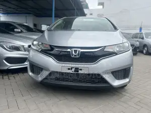 Honda Fit 2019 Silver