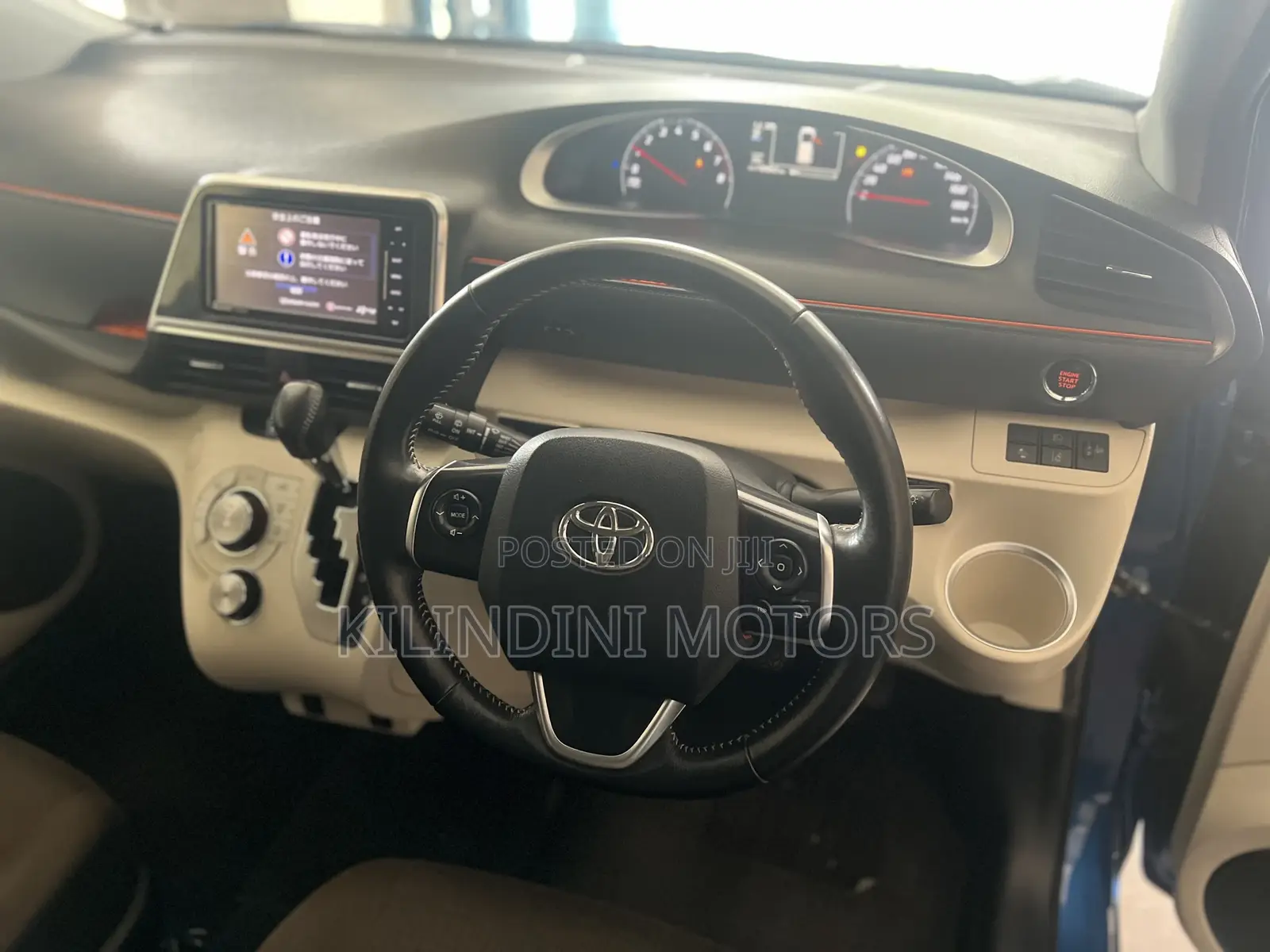 Toyota Sienta 2018 Blue
