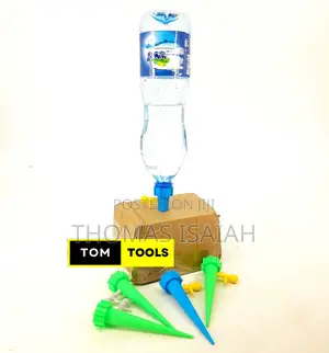 5PCS Plant Self Watering Adjustable Flow Drip Spikes in Mult