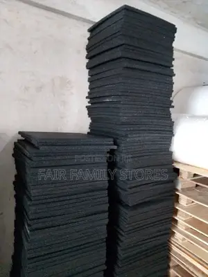 Black Gym Tiles. Thickness of 20mm, Size of 5 by 500mm