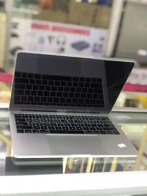 Laptop Apple MacBook Pro 2017 8GB Intel Core I5 SSD 256GB