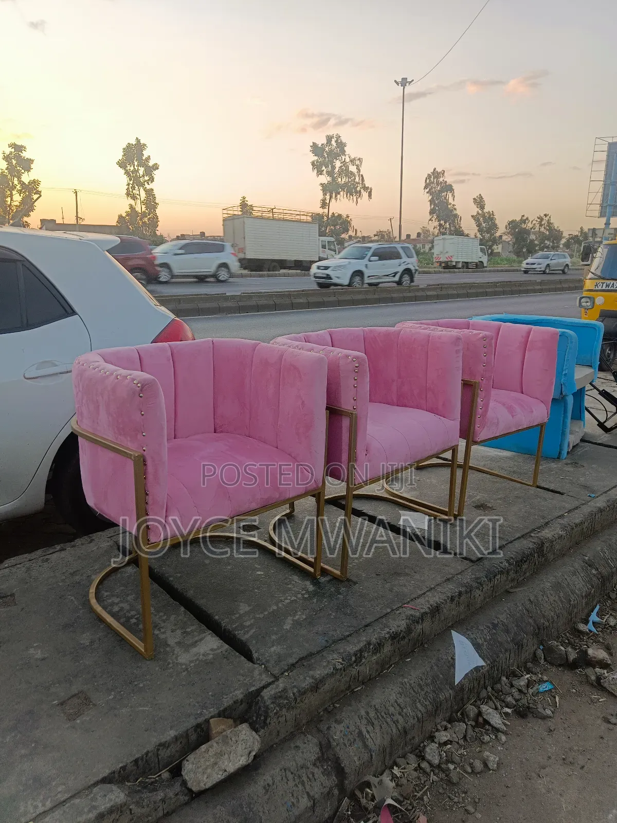 Unique, Classy and Latest Design Styling Seats