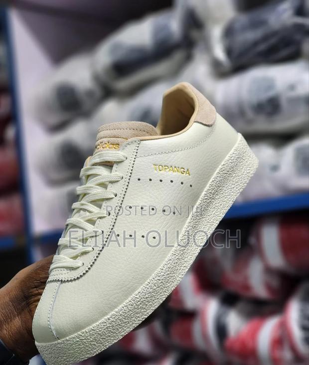 Adidas Topanga - main view