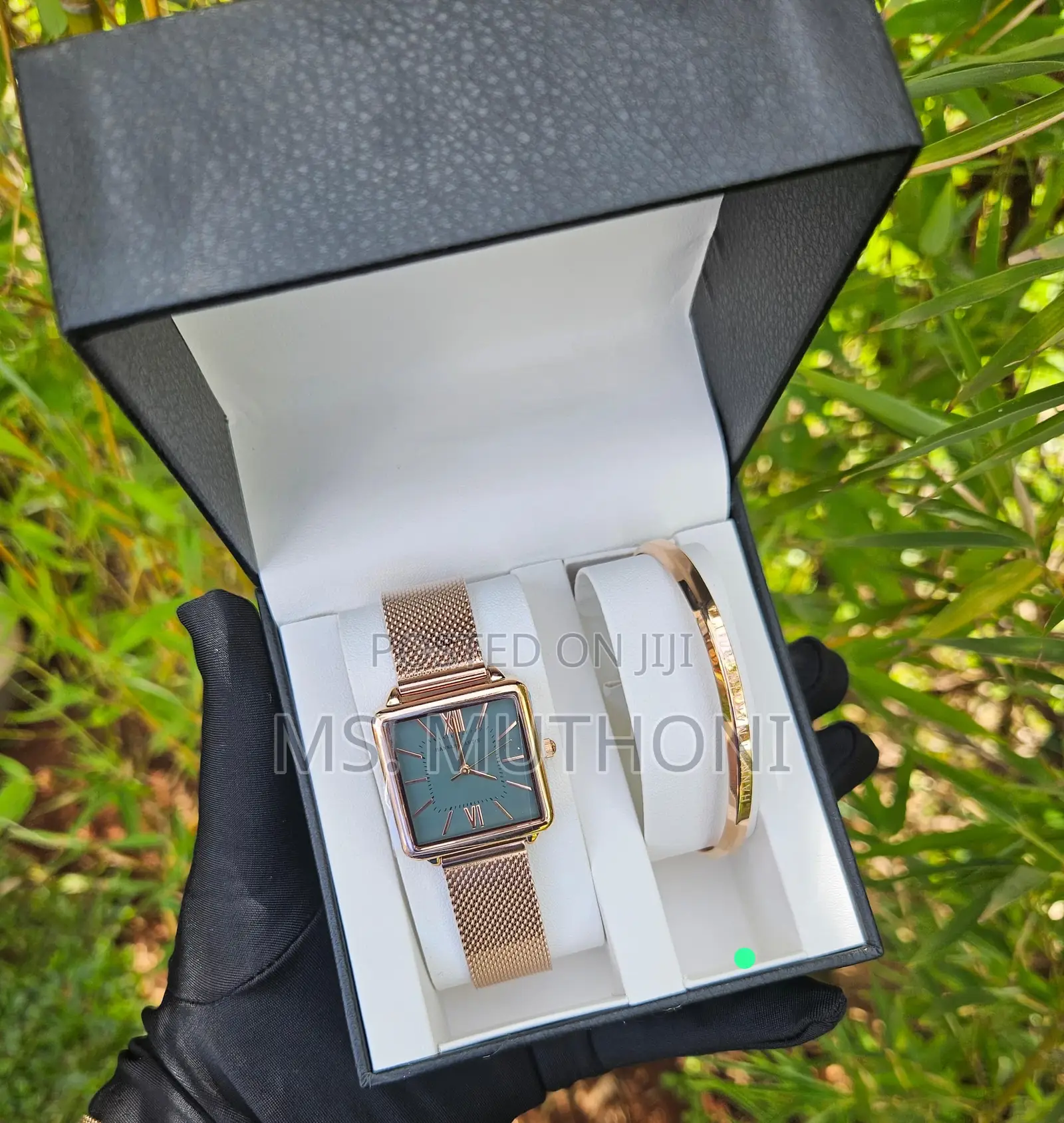 Hannah Martin Watch X Bracelet Ladies 1082
