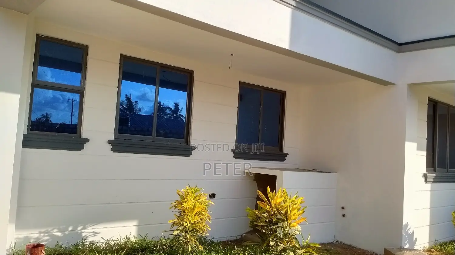 Van Interior and Exterior Decorators/Painters