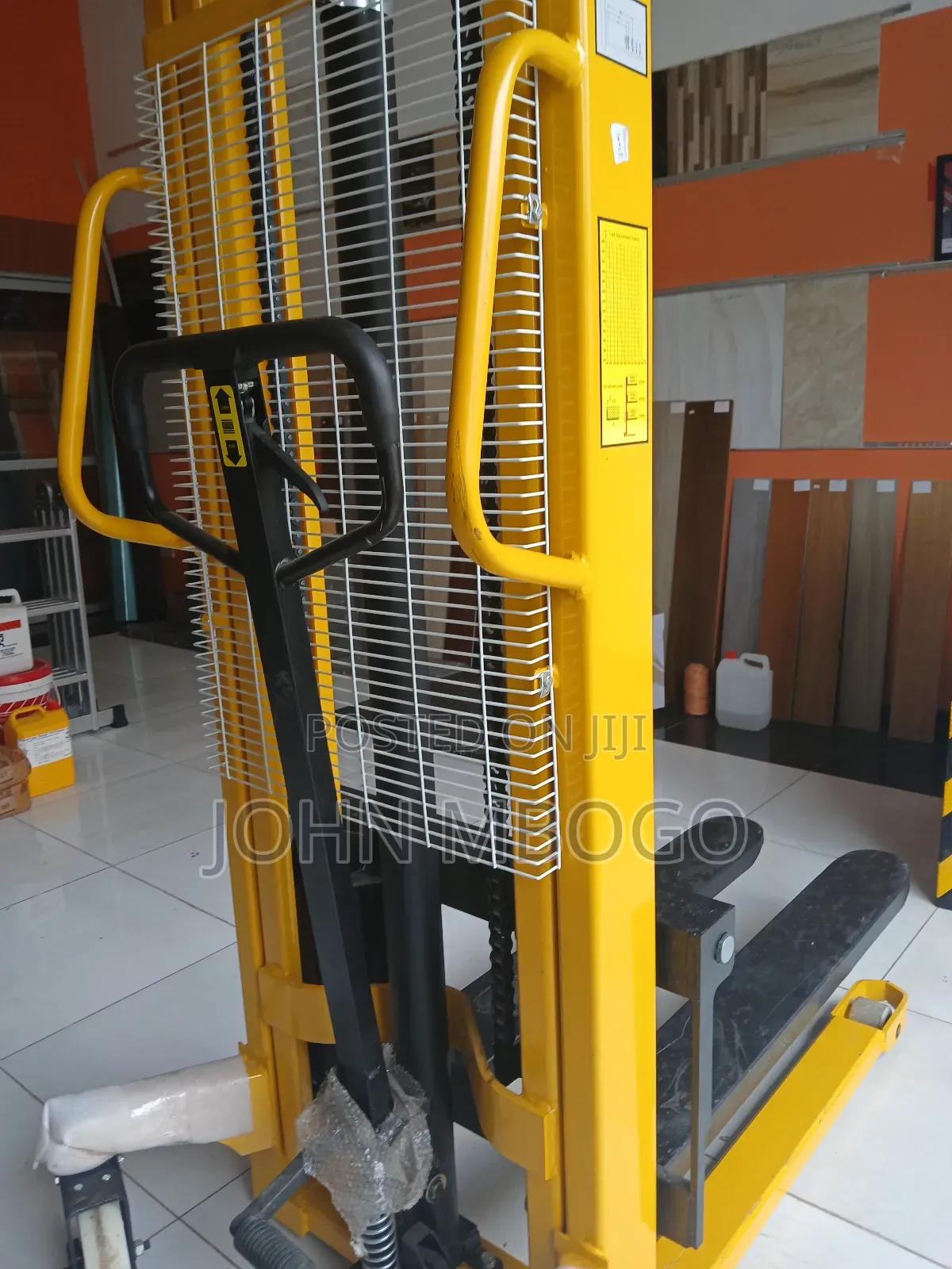 Manual Stacker(Folklift ) 2t