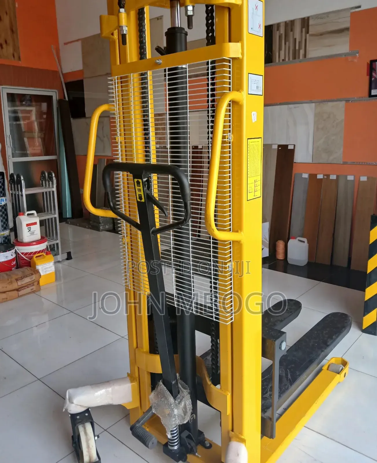 Manual Stacker(Folklift ) 2t