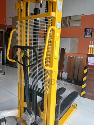 Lenhard Manual Stacker .