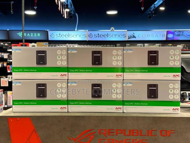 APC Back-Ups 1200va, 230V, Avr, Iec Sockets - main view